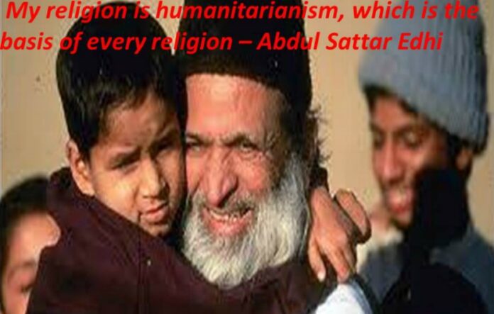 Edhi-with-children-2.jpg