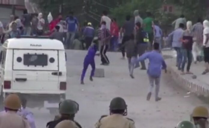 Kashmir-VOA-Image.jpg