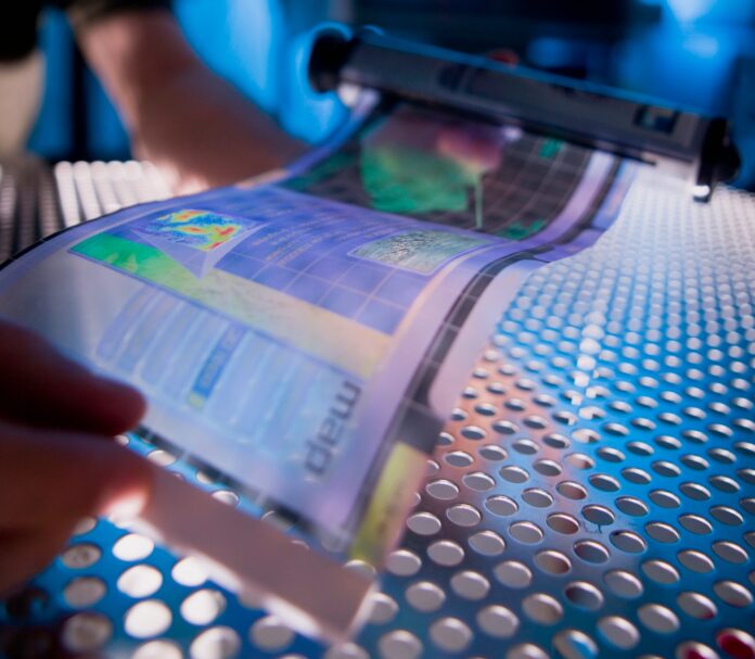 Flexible_display.jpg | Digital economy Digital economy