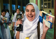 Pakistani teenage Dania Hassan among winners of US Emerging Young Leaders Award