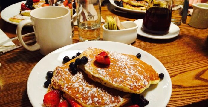 A-breakfast-table.jpg