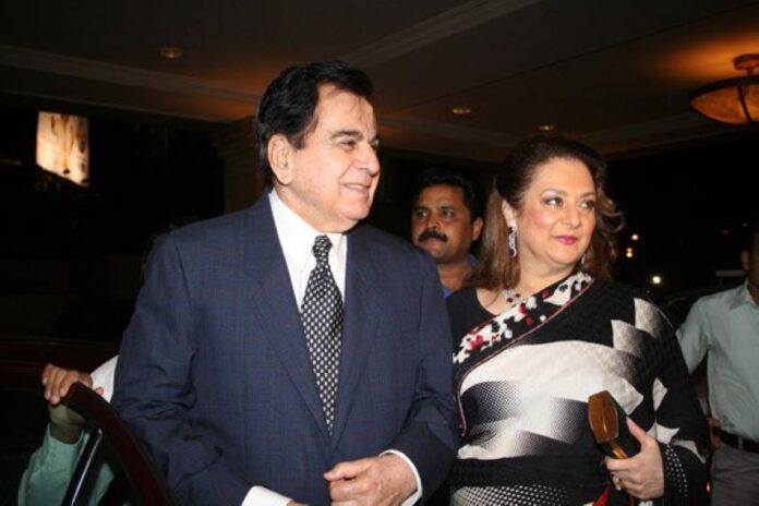 Dilip-Kumar-and-his-wife-Saira-Bano-1.jpg