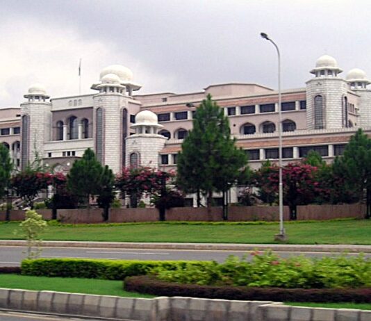 Pakistan’s Governance Debacle Debate Sharpens Amid Push for New Provinces