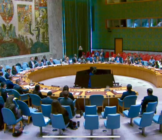Pakistan Urges Dialogue to Break Iran Nuclear Deadlock